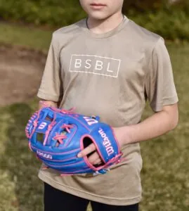BSBL ONLY. T-shirt front view with glove