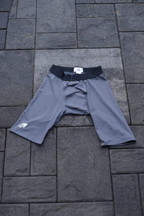 SPEEDY pro compression shorts