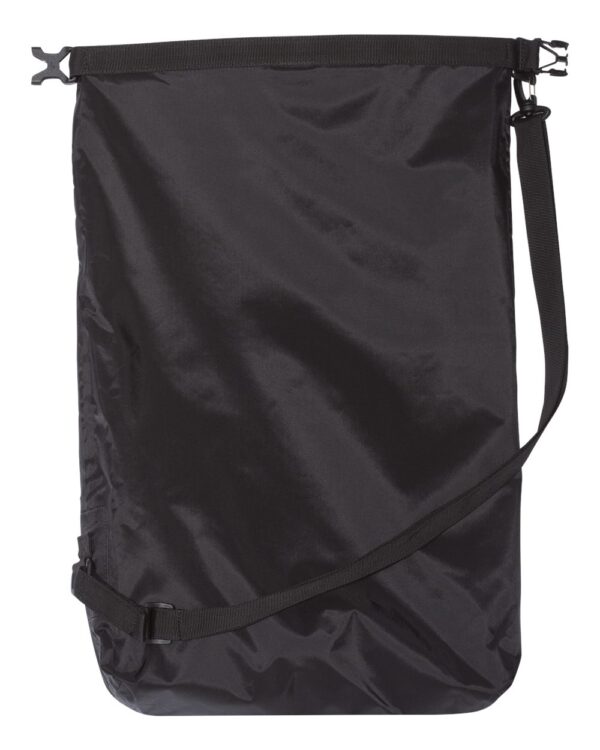 Oakley waterproof practice bag (rear view)